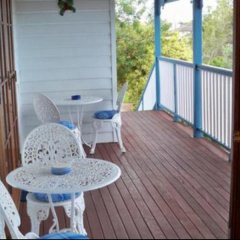 Johnstones on Oxley Bed and Breakfast in Scarborough, Australia from 179$, photos, reviews - zenhotels.com balcony