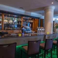 Отель Hilton Garden Inn Vienna South гостиничный бар