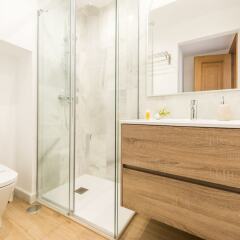 Отель Apartamento Alcalá - Barrio Salamanca ванная фото 2