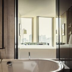 Отель Four Seasons Hotel Seoul Южная Корея, Сеул - отзывы, цены и фото номеров - забронировать отель Four Seasons Hotel Seoul онлайн ванная фото 2
