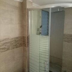 Отель Mets 3 mins away From Panathenaic (Kallimarmaro) Stadium Греция, Афины - отзывы, цены и фото номеров - забронировать отель Mets 3 mins away From Panathenaic (Kallimarmaro) Stadium онлайн ванная
