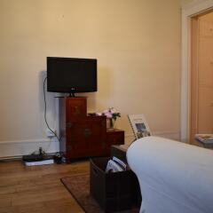 Апартаменты 1 Bedroom Apartment in 16th Arrondissement Париж удобства в номере