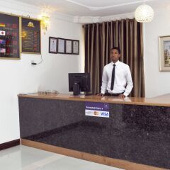 Kingsbridge Royale Hotel интерьер отеля фото 3