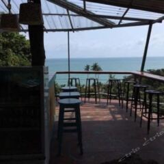 Отель Private Lodge Beachside Samui Lamai Таиланд, Самуи - отзывы, цены и фото номеров - забронировать отель Private Lodge Beachside Samui Lamai онлайн гостиничный бар