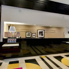 Отель Hampton Inn & Suites Chicago Downtown питание фото 3