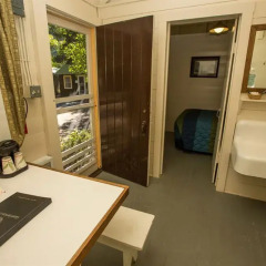 Swiftcurrent Motor Inn And Cabins Inside The Park In St Mary