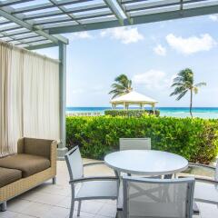Отель Hilton Rose Hall Resort & Spa - All Inclusive Ямайка, Монтего-Бей - отзывы, цены и фото номеров - забронировать отель Hilton Rose Hall Resort & Spa - All Inclusive онлайн балкон