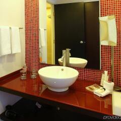 Отель Fiesta Inn Insurgentes Viaducto Мехико ванная фото 2