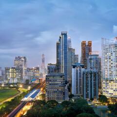 Отель Dusit Suites Hotel Ratchadamri, Bangkok Таиланд, Бангкок - 1 отзыв об отеле, цены и фото номеров - забронировать отель Dusit Suites Hotel Ratchadamri, Bangkok онлайн городской автобус