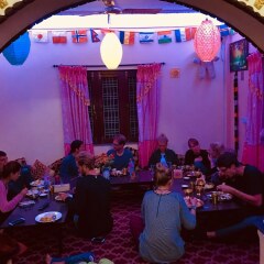 Отель Aroma Tourist Hostel Непал, Покхара - отзывы, цены и фото номеров - забронировать отель Aroma Tourist Hostel онлайн развлечения