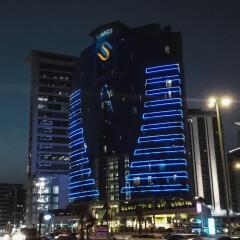 Signature 1 Hotel Tecom Дубай