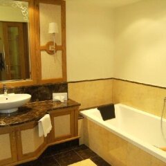 Dolce Vita Hotel Preidlhof Натурно ванная фото 2