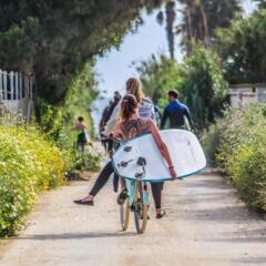 Отель Nexo Surf House Испания, Вехер-де-ла-Фронтера - отзывы, цены и фото номеров - забронировать отель Nexo Surf House онлайн спортивное сооружение