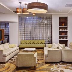 Отель DoubleTree by Hilton Silver Spring интерьер отеля