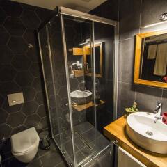 Kuzen Otel Турция, Стамбул - отзывы, цены и фото номеров - забронировать отель Kuzen Otel - Adults Only онлайн ванная