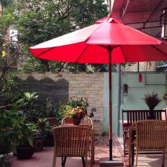 Отель Hi Hop Yen Homestay гостиничный бар