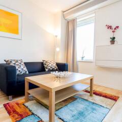 Отель ApartDirect Hammarby Sjöstad комната для гостей