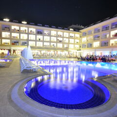 Pine House Hotel Турция, Кемер - 1 отзыв об отеле, цены и фото номеров - забронировать отель Pine House Hotel - All Inclusive онлайн с домашними животными
