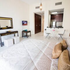 Отель One Perfect Stay - Discovery Gardens комната для гостей фото 4