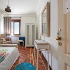 Отель Legend Loft