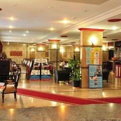 Mustis Royal Plaza Hotel Турция, Кумлюбюк - отзывы, цены и фото номеров - забронировать отель Mustis Royal Plaza Hotel онлайн гостиничный бар