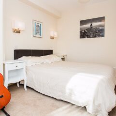 Отель 2 Bedroom Flat in Islington, Sleeps 6 Великобритания, Лондон - отзывы, цены и фото номеров - забронировать отель 2 Bedroom Flat in Islington, Sleeps 6 онлайн комната для гостей фото 2