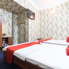 Отель RedDoorz near Tan Son Nhat Airport 3 комната для гостей