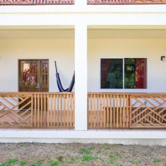 Casa de Rexanna lower in Roatan, Honduras from 483$, photos, reviews - zenhotels.com balcony