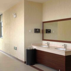 Dmall Hotel in Kigali, Rwanda from 155$, photos, reviews - zenhotels.com bathroom photo 2