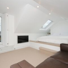 Отель 2 Bedroom Flat Near Hampstead Heath комната для гостей