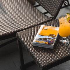 Отель Adelphi Suites Bangkok Таиланд, Бангкок - отзывы, цены и фото номеров - забронировать отель Adelphi Suites Bangkok онлайн
