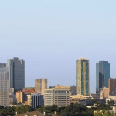 Отель Embassy Suites Fort Worth - Downtown балкон