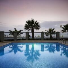 Mitsis La Vita Beach Hotel бассейн фото 2