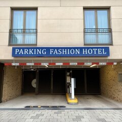 Отель Westcord Fashion Амстердам парковка