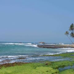 Отель Lahiru Villa пляж