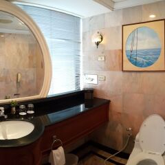 Отель Ocean Marina Yacht Club Таиланд, На Чом Тхиан - отзывы, цены и фото номеров - забронировать отель Ocean Marina Yacht Club онлайн ванная фото 2