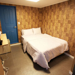 Gonggam Hotel Shinchon сейф в номере
