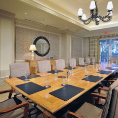 Отель JW Marriott The Rosseau Muskoka Resort