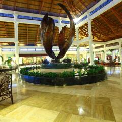 Отель Grand Bahia Principe Bávaro - All Inclusive Доминикана, Пунта Кана - 3 отзыва об отеле, цены и фото номеров - забронировать отель Grand Bahia Principe Bávaro - All Inclusive онлайн гостиничный бар