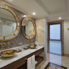 Nirvana Lagoon Villas Suites & Spa Турция, Бельдиби - 3 отзыва об отеле, цены и фото номеров - забронировать отель Nirvana Lagoon Villas Suites & Spa онлайн ванная фото 2