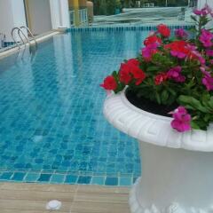 Отель Triple Three Patong Патонг спортивное сооружение