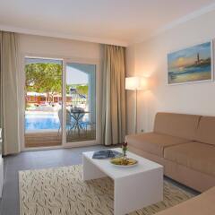 Отель Batihan Beach Resort & Spa - All Inclusive комната для гостей фото 2
