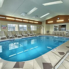 Отель Comfort Suites Columbus США, Колумбус - отзывы, цены и фото номеров - забронировать отель Comfort Suites Columbus онлайн бассейн фото 3
