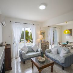 Отель Protaras Villa Sea Maris Кипр, Протарас - отзывы, цены и фото номеров - забронировать отель Protaras Villa Sea Maris онлайн комната для гостей