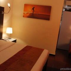 Thornberry Hotel De Island сейф в номере