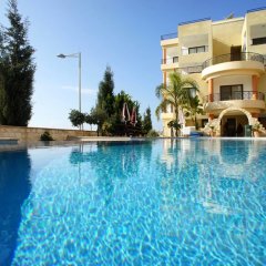 Отель Emelia Кипр, Пафос - отзывы, цены и фото номеров - забронировать отель Emelia онлайн бассейн фото 3