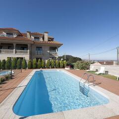 Отель Pensión Residencia A Cruzán - Adults Only бассейн фото 2