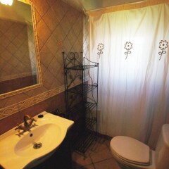 Отель Casa Roche 1 Испания, Кониль-де-ла-Фронтера - отзывы, цены и фото номеров - забронировать отель Casa Roche 1 онлайн ванная