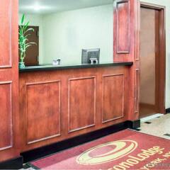 Отель Econo Lodge Times Square США, Нью-Йорк - 1 отзыв об отеле, цены и фото номеров - забронировать отель Econo Lodge Times Square онлайн интерьер отеля