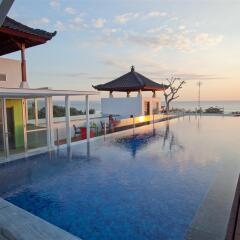 Отель Best Western Kuta Beach бассейн фото 3